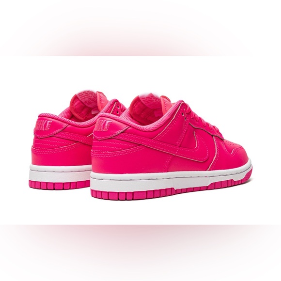 Women’s Nike Dunk Low Hyper Hot Pink - Picture 3 of 4